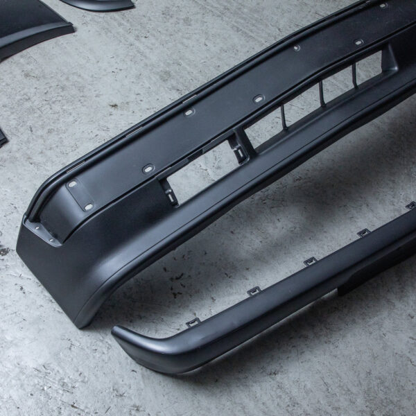 Genuine Mercedes-Benz W201 190E 2.3-16 / 2.5-16 Full Body Kit - Image 4