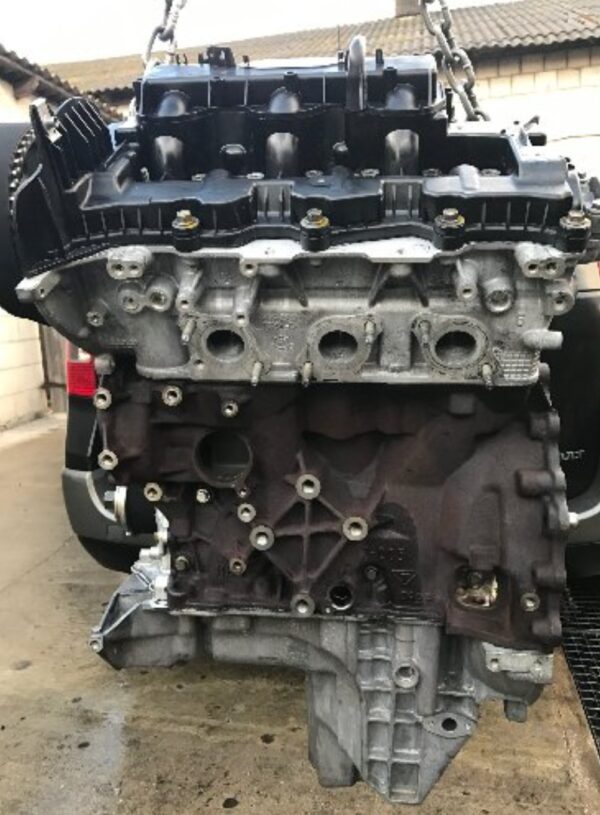 Land Rover Discovery IV L319 3.0 TDV6 engine - Image 4