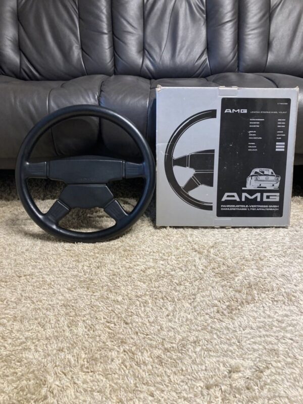 AMG MOMO steering wheel - Image 3