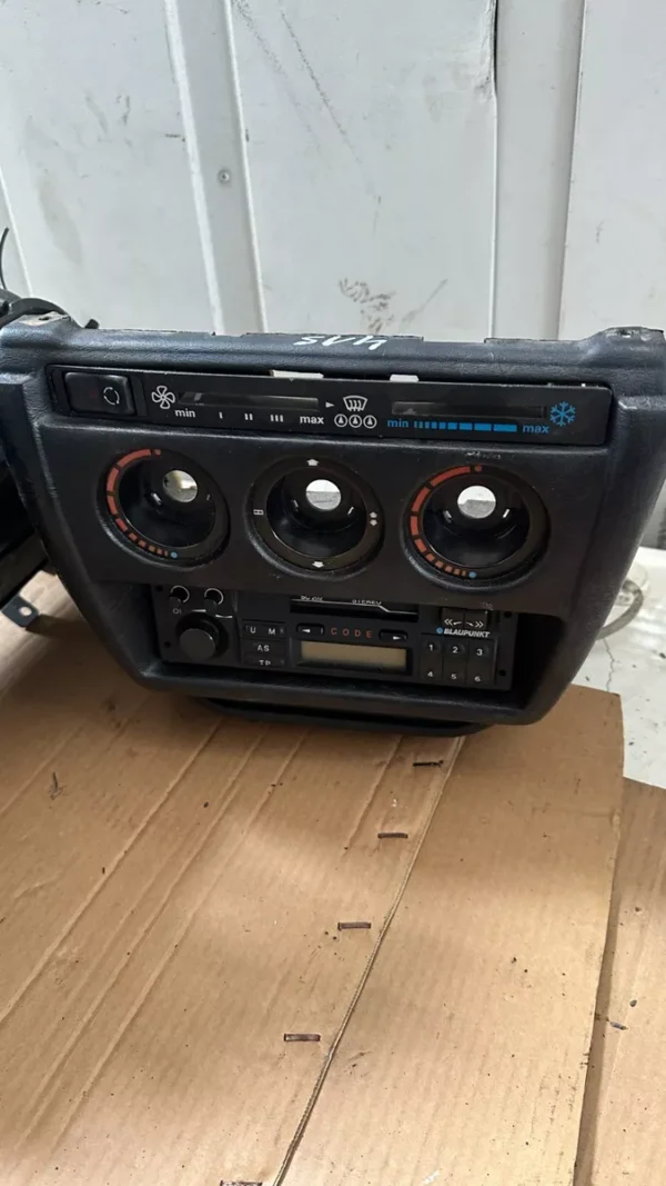 Air conditioning system W201 190 ER Mercedes-Benz AIR CONDITIONING - Image 2
