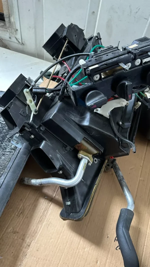 Air conditioning system W201 190 ER Mercedes-Benz AIR CONDITIONING - Image 9