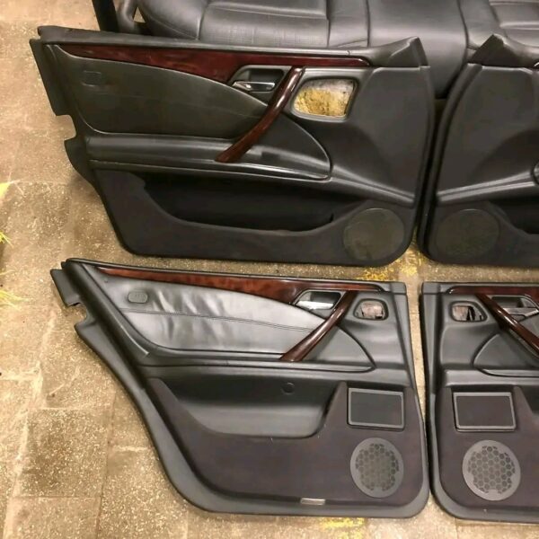 AMG w201 Door cards and interior Mercedes Benz - Image 2