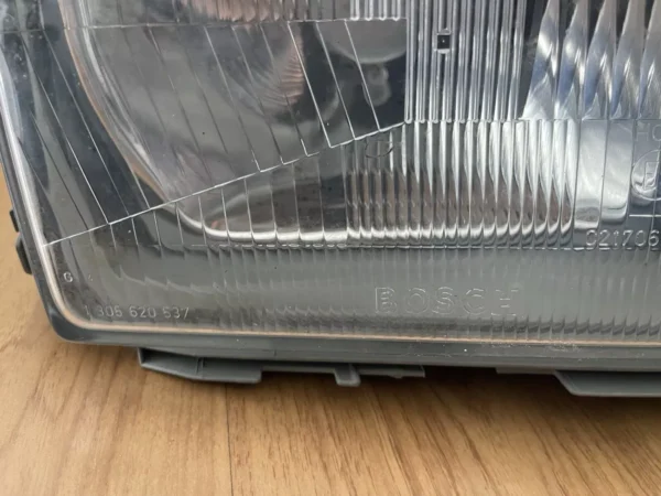 NOS BOSCH Mercedes-Benz W201 Euro 190E HEADLIGHTS PAIR WITHOUT REFLECTIVE CHROME - Image 5