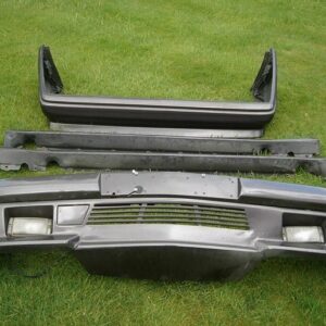 riginal AMG W124 Sedan Gen I body kit
