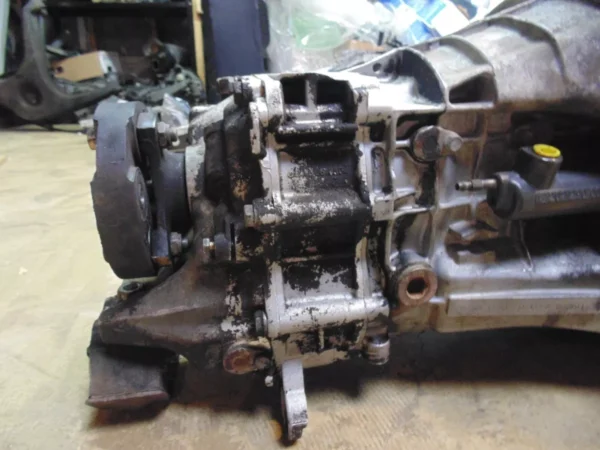Mercedes W201 190E 5 speed manual transmission 717.432 W124 GETRAG - Image 11