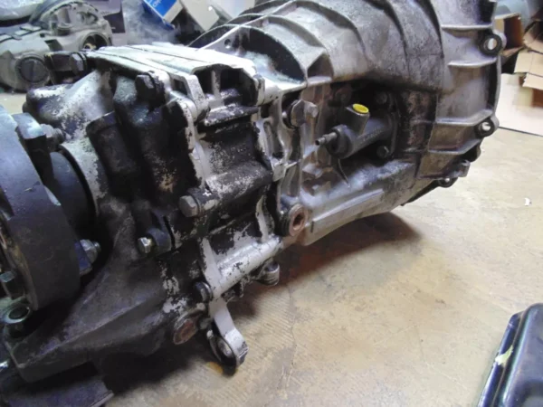 Mercedes W201 190E 5 speed manual transmission 717.432 W124 GETRAG - Image 16