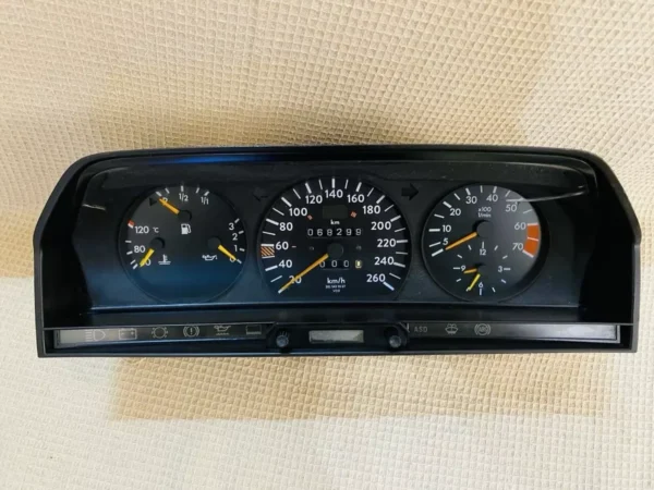 Mercedes-Benz W201 190E 2.3/2.5 16V 260km/h Speedometer Instrument Cluster
