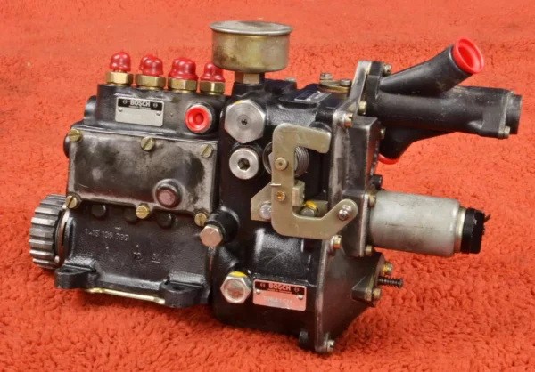 Porsche 70 71 2.2 911E MFI Mechanical Fuel Injection Pump Einspritzpumpe 010 911 - Image 2