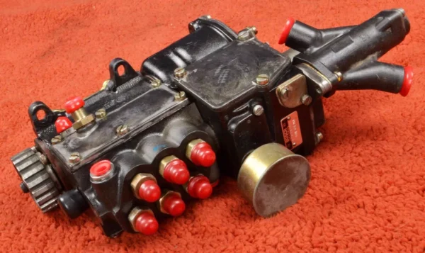 Porsche 70 71 2.2 911E MFI Mechanical Fuel Injection Pump Einspritzpumpe 010 911 - Image 4
