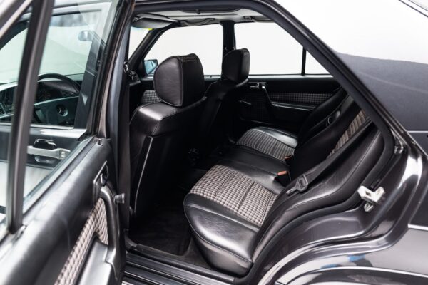 Euro 1987 Mercedes-Benz 190E 2.3-16 5-Speed - Image 33