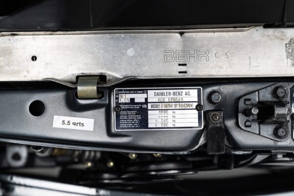 Euro 1987 Mercedes-Benz 190E 2.3-16 5-Speed - Image 8