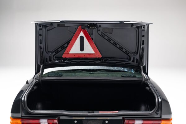 Euro 1987 Mercedes-Benz 190E 2.3-16 5-Speed - Image 36