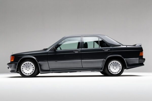 Euro 1987 Mercedes-Benz 190E 2.3-16 5-Speed - Image 3