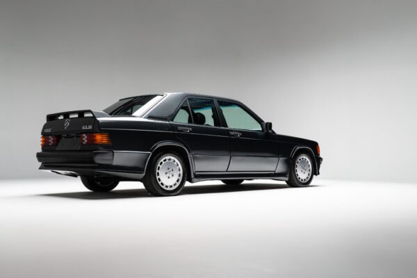 Euro 1987 Mercedes-Benz 190E 2.3-16 5-Speed - Image 13