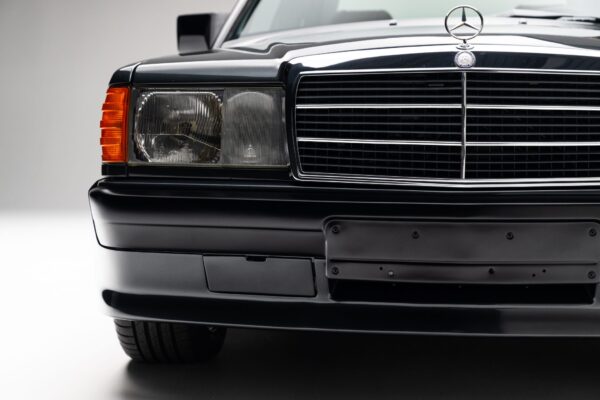 Euro 1987 Mercedes-Benz 190E 2.3-16 5-Speed - Image 28