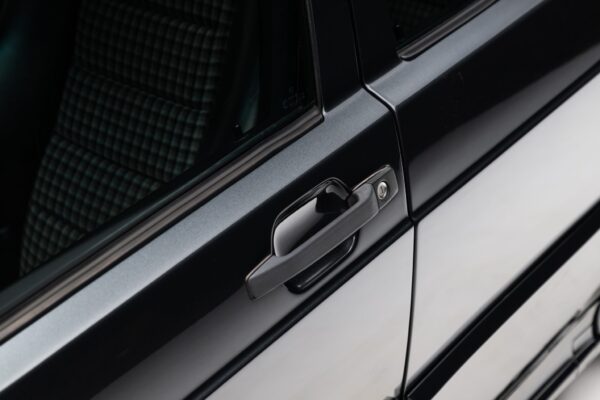 Euro 1987 Mercedes-Benz 190E 2.3-16 5-Speed - Image 20