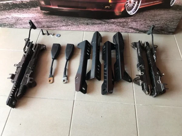 Complete console/base for BMW E30: RECARO MONZA BRIDE KONIG BIMARCO