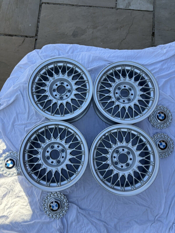 BMW E30 GENUINE BBS 15" CROSS SPOKE ALLOY WHEEL 7J X 15H2 325i SPORT 318is RARE - Image 2