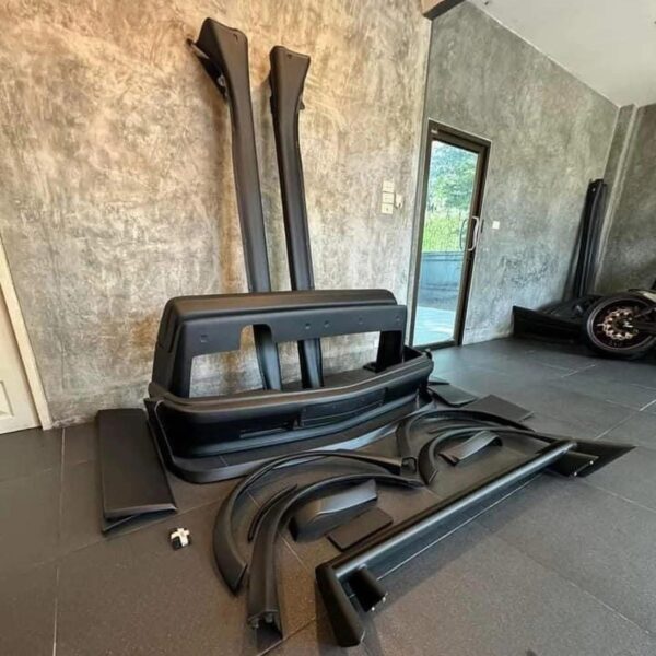 W201 Evo 1 Mercedes-Benz body kit - Image 3