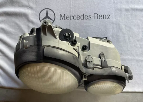 Mercedes Benz W210 E320, E430, E55 OEM Bosch/Hella Halogen Headlight Set - Image 5
