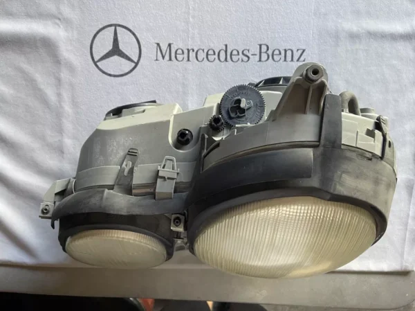 Mercedes Benz W210 E320, E430, E55 OEM Bosch/Hella Halogen Headlight Set - Image 6