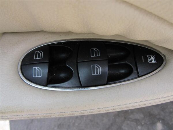 Parting Out: 2003 Mercedes-Benz E500 (W211) - Image 9