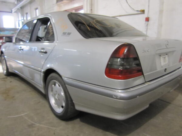 1999 Mercedes-Benz C280 (W202) - Image 3
