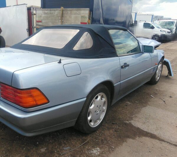 Mercedes-Benz R129 500SL Convertible (1989–2002) – Now Breaking for Parts - Image 4