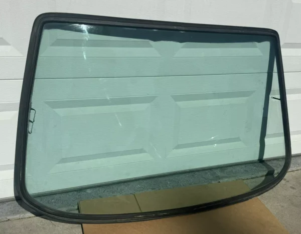MERCEDES BENZ W126 C126 560SEC 380SEC 500SEC REAR HEATED TINTED WINDOW GLASS - Image 2
