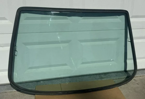 MERCEDES BENZ W126 C126 560SEC 380SEC 500SEC REAR HEATED TINTED WINDOW GLASS - Image 3