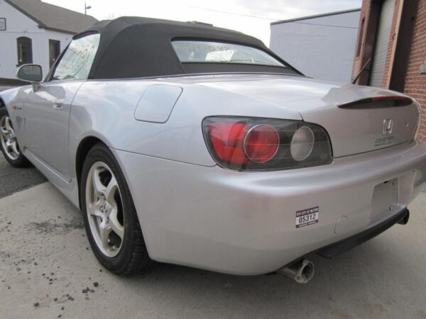 Parting out 2002 Honda S2000 - Image 3
