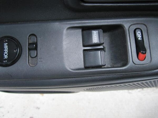 Parting out 2002 Honda S2000 - Image 9