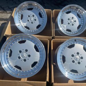 AMG 4-Piece Staggered Wheels by OZ