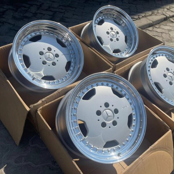 AMG 4-Piece Staggered Wheels by OZ - Image 2
