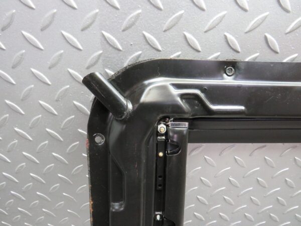 Mercedes-Benz W201 190E 2.6L Power Sunroof Frame - Image 4