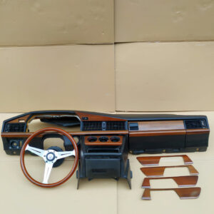 Mercedes-Benz W201 Zebrano wood interior