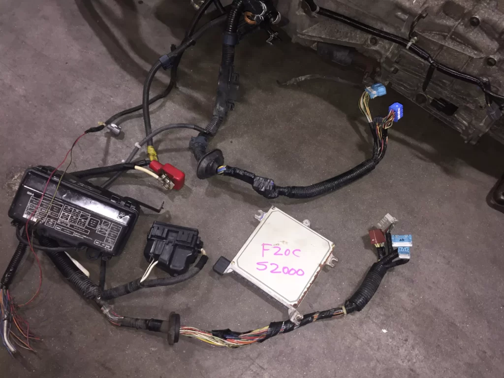 JDM HONDA S2000 AP1 F20C MOTOR 6 SPEED TRANSMISSION ECU - Image 9