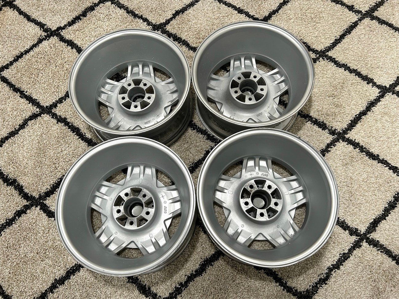 Authentic 17" AMG Aero I Monoblock Wheels for W126/R107 - Image 10