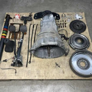 Mercedes 300SD OM617 w126 manual transmission 5 speeds 717402 122K miles (280se)